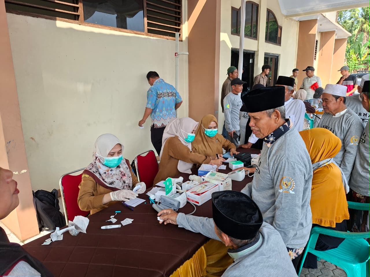 Cek Kesehatan Gratis (CKG) dalam rangka Gerakan Masyarakat Hidup Sehat (GERMAS) yang bertempat di Gedung PGRI Kecamatan Pabuaran, Kabupaten Serang.